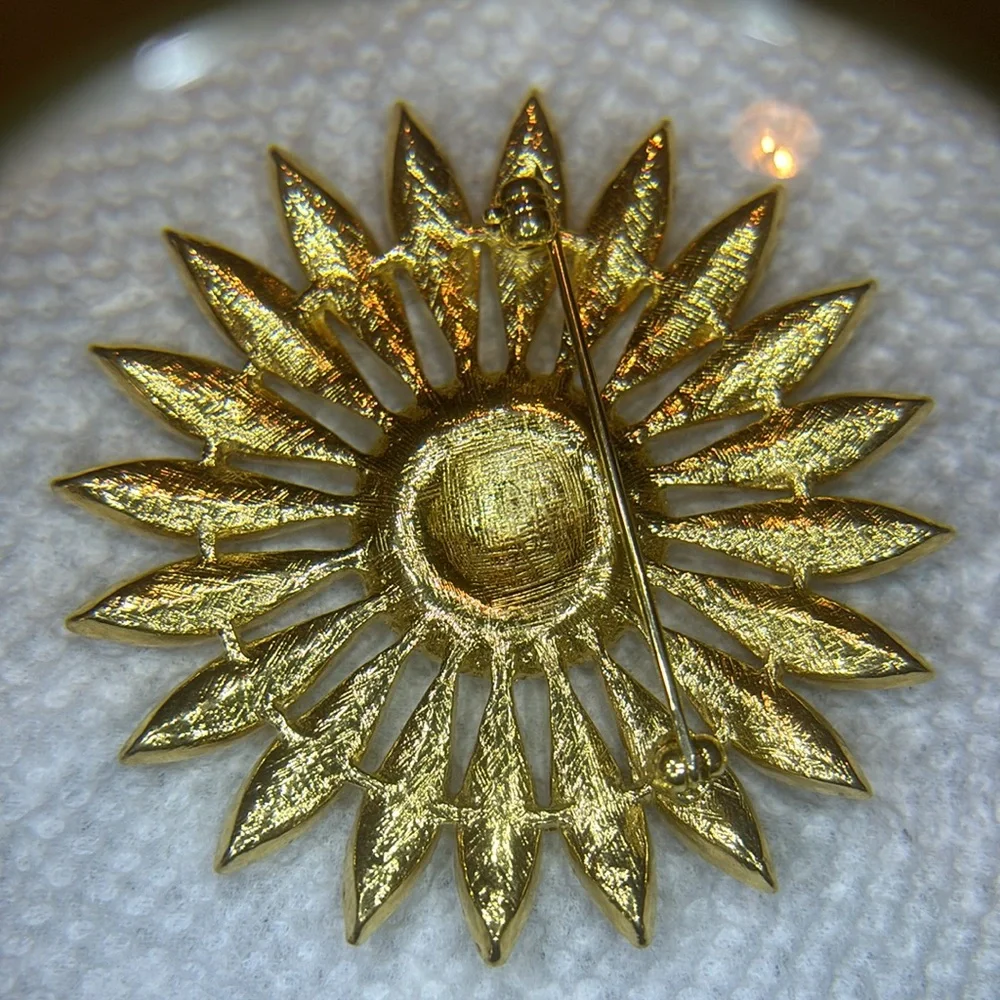 Vintage Sunflower Brooch Pin clear rhinestone gold tone metal